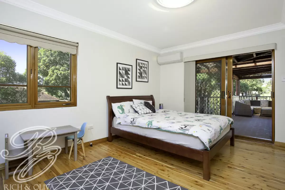 14 Wychbury Avenue, Croydon Sold by Rich & Oliva - image 6