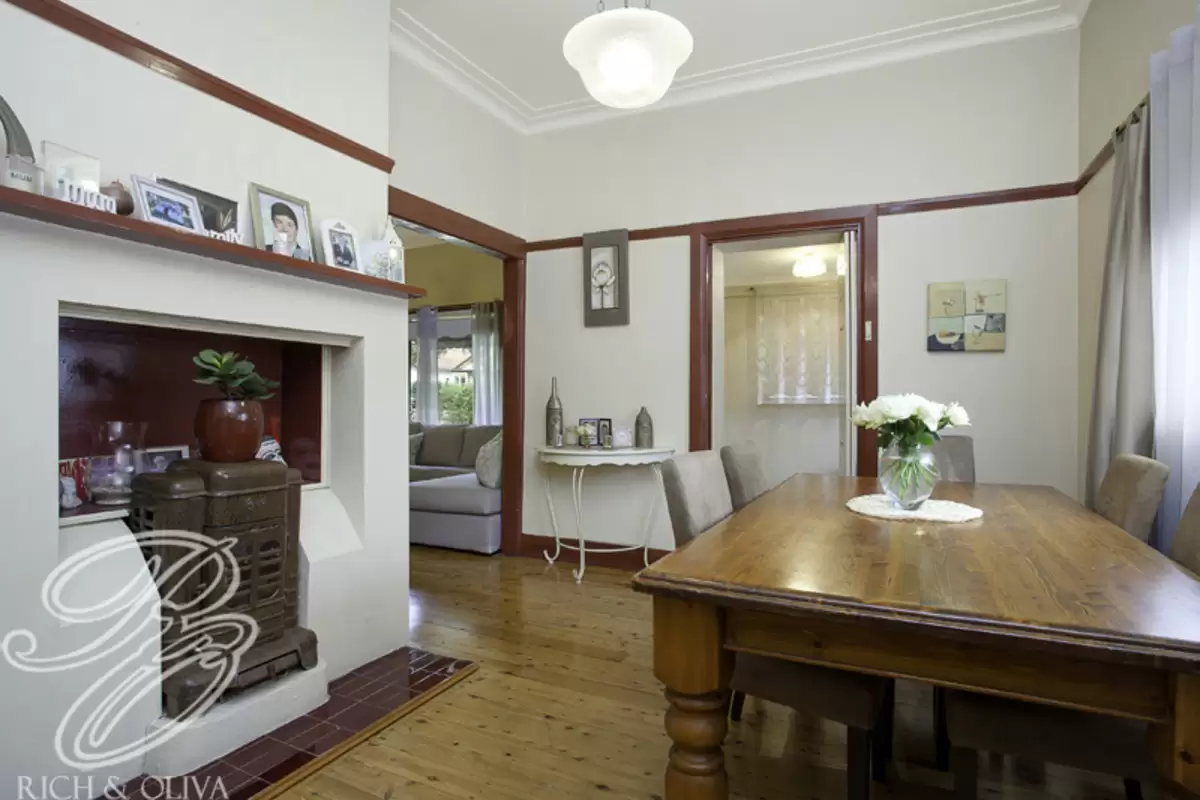 15 Bazentin Street, Belfield Sold by Rich & Oliva - image 4