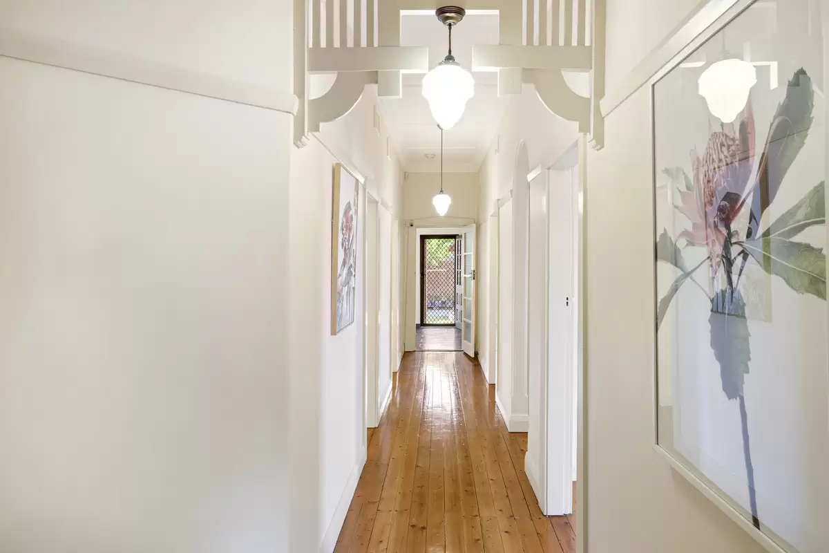 15 Anthony Street, Croydon Sold by Rich & Oliva - image 2