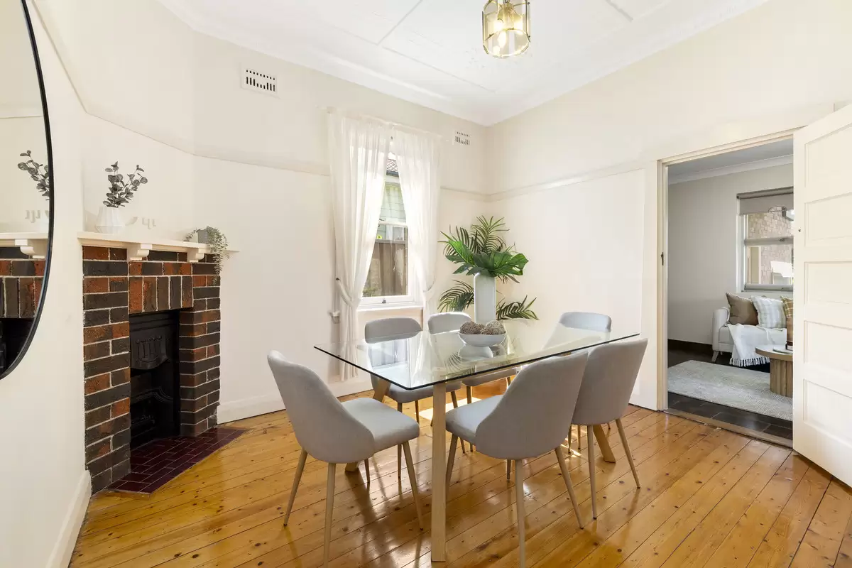 15 Anthony Street, Croydon Sold by Rich & Oliva - image 7
