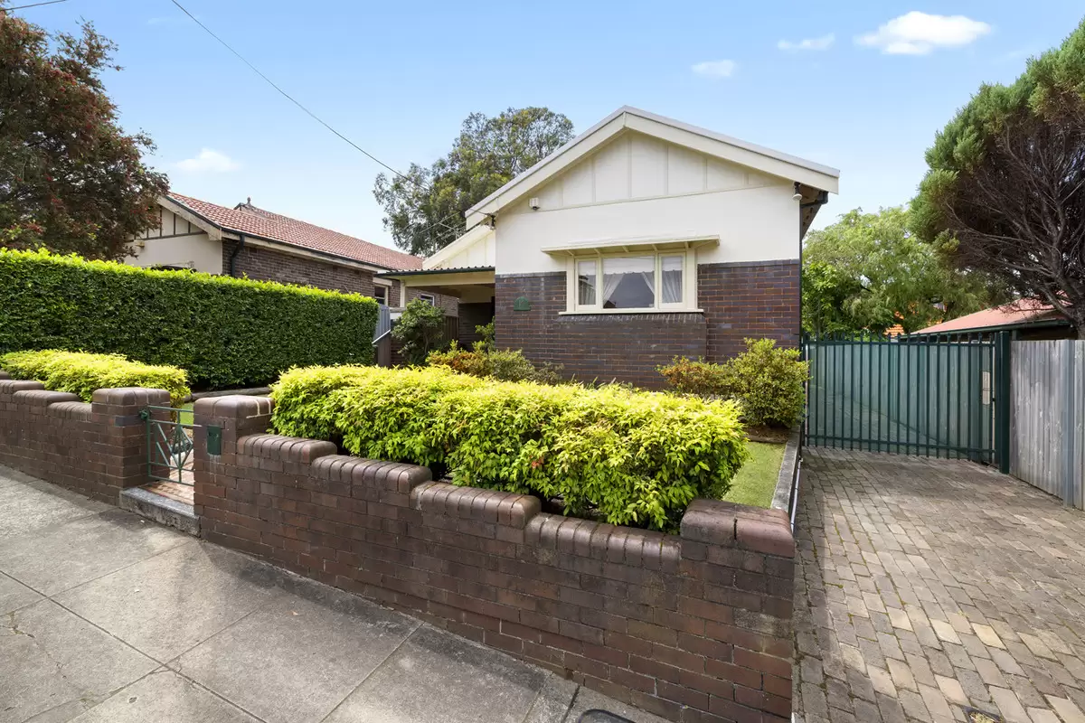 15 Anthony Street, Croydon Sold by Rich & Oliva - image 13