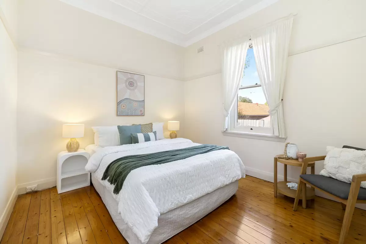 15 Anthony Street, Croydon Sold by Rich & Oliva - image 5