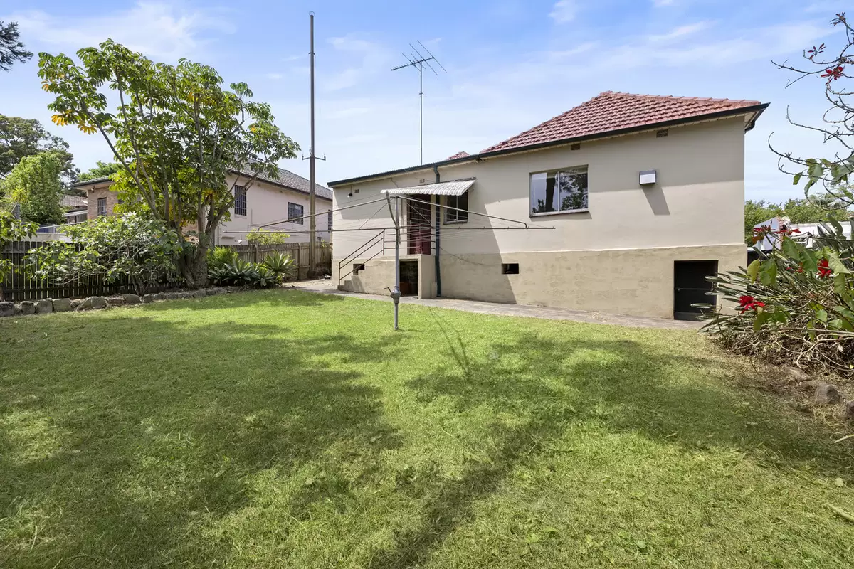 48 Railway Street, Petersham Sold by Rich & Oliva - image 9