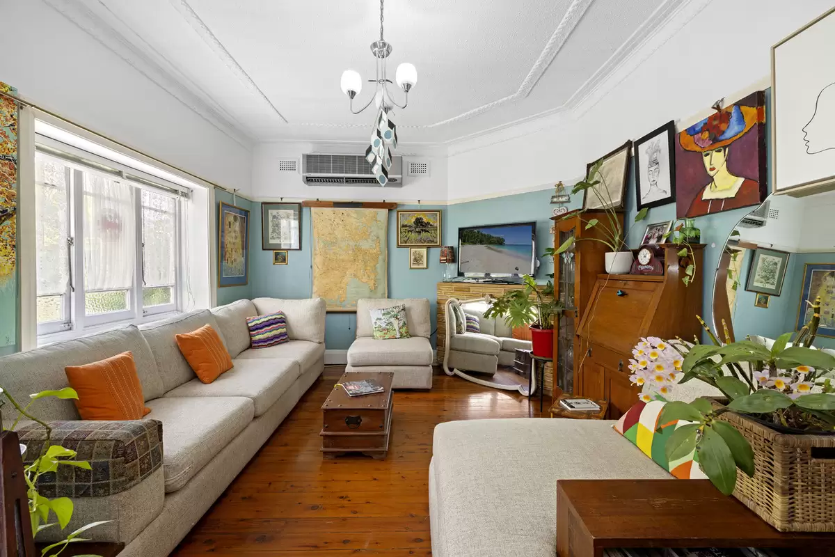 44 Beresford Avenue, Croydon Park Sold by Rich & Oliva - image 2