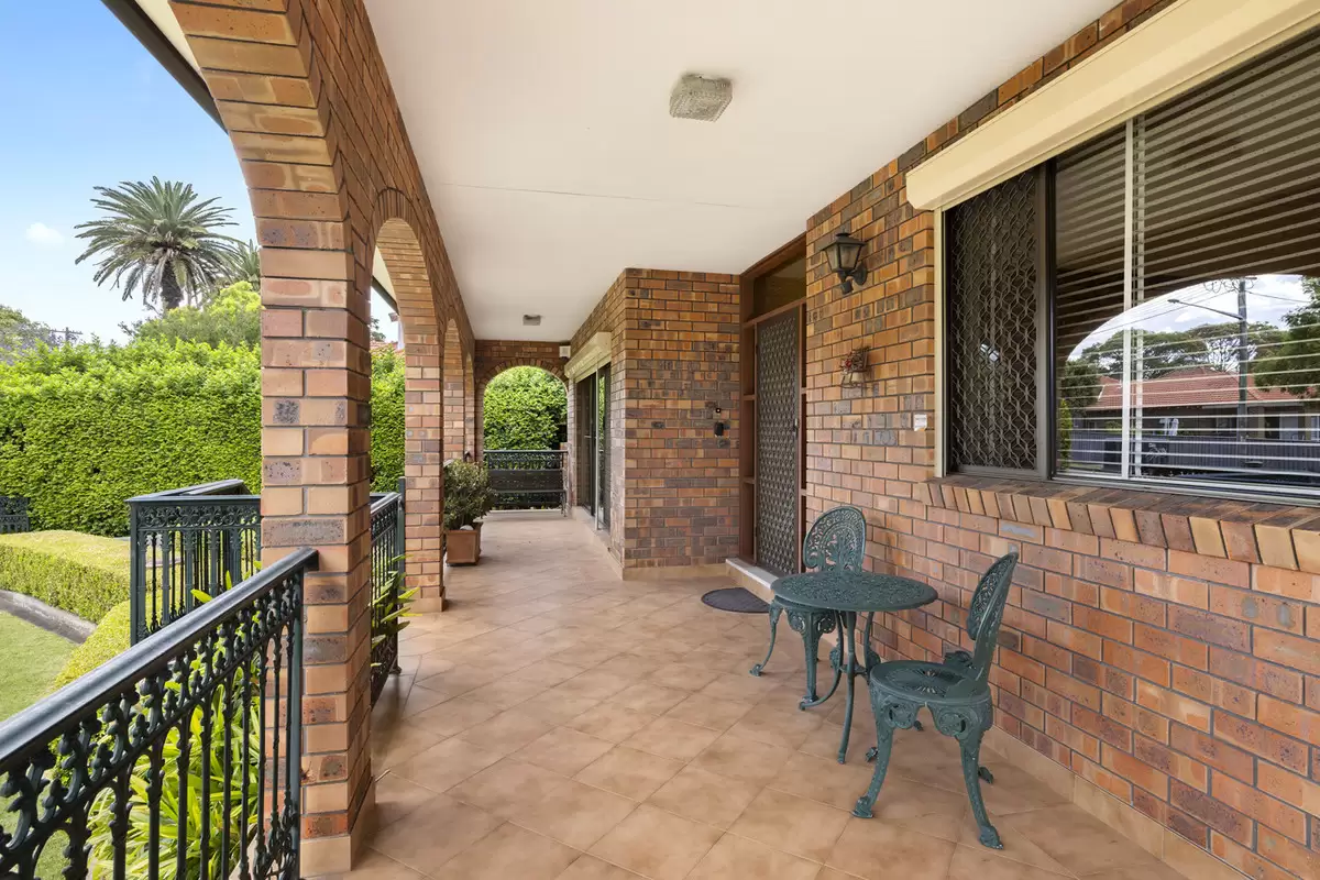 2 Lea Street, Croydon Sold by Rich & Oliva - image 2