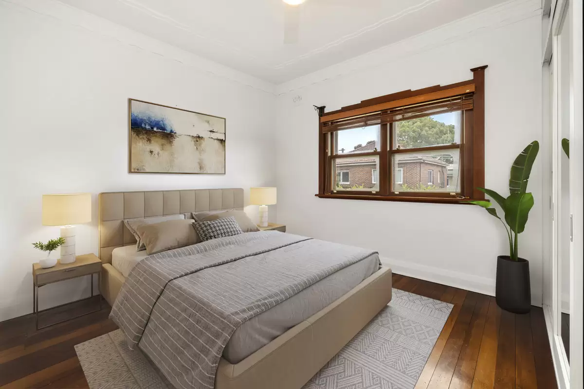 4/215-217 Stanmore Road, Stanmore Leased by Rich & Oliva - image 2