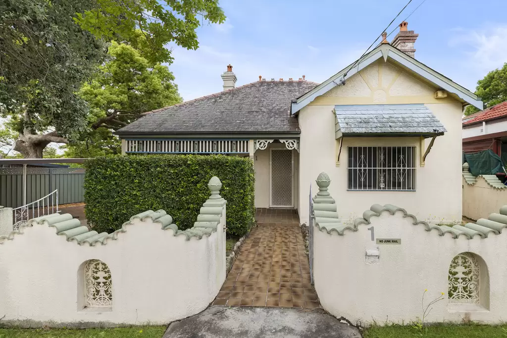 1 Crimson Street, Ashbury Sold by Rich & Oliva