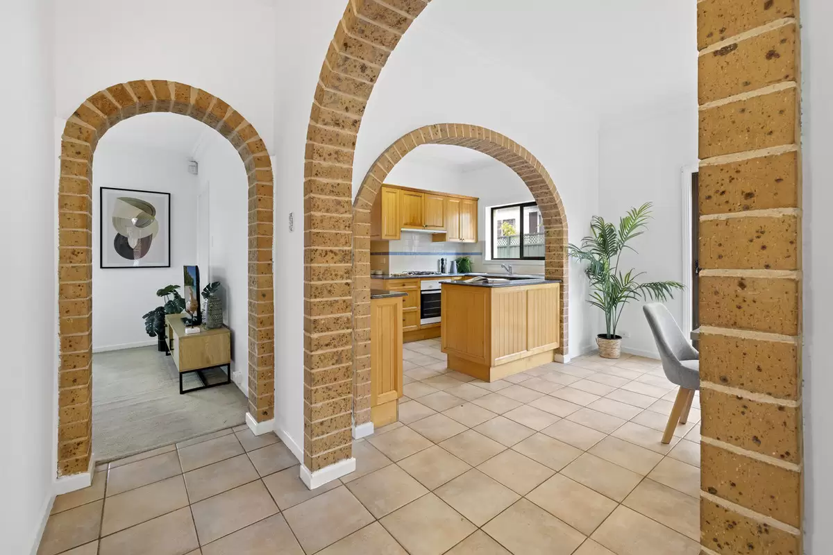 1 Crimson Street, Ashbury Sold by Rich & Oliva - image 9