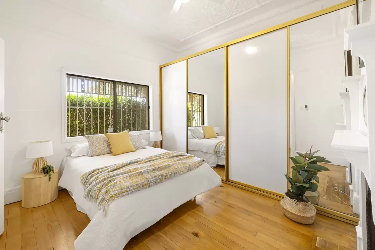 1 Crimson Street, Ashbury Sold by Rich & Oliva - image 4