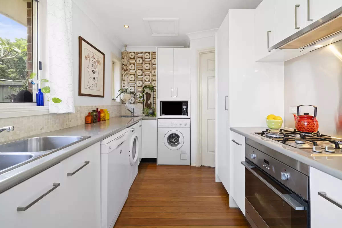 6/66-70 Hampton Street, Croydon Park Sold by Rich & Oliva - image 5