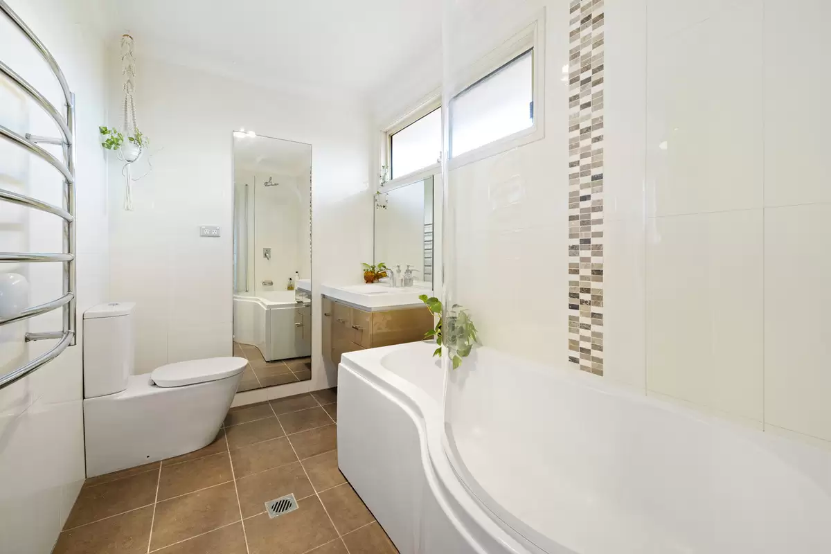 6/66-70 Hampton Street, Croydon Park Sold by Rich & Oliva - image 8