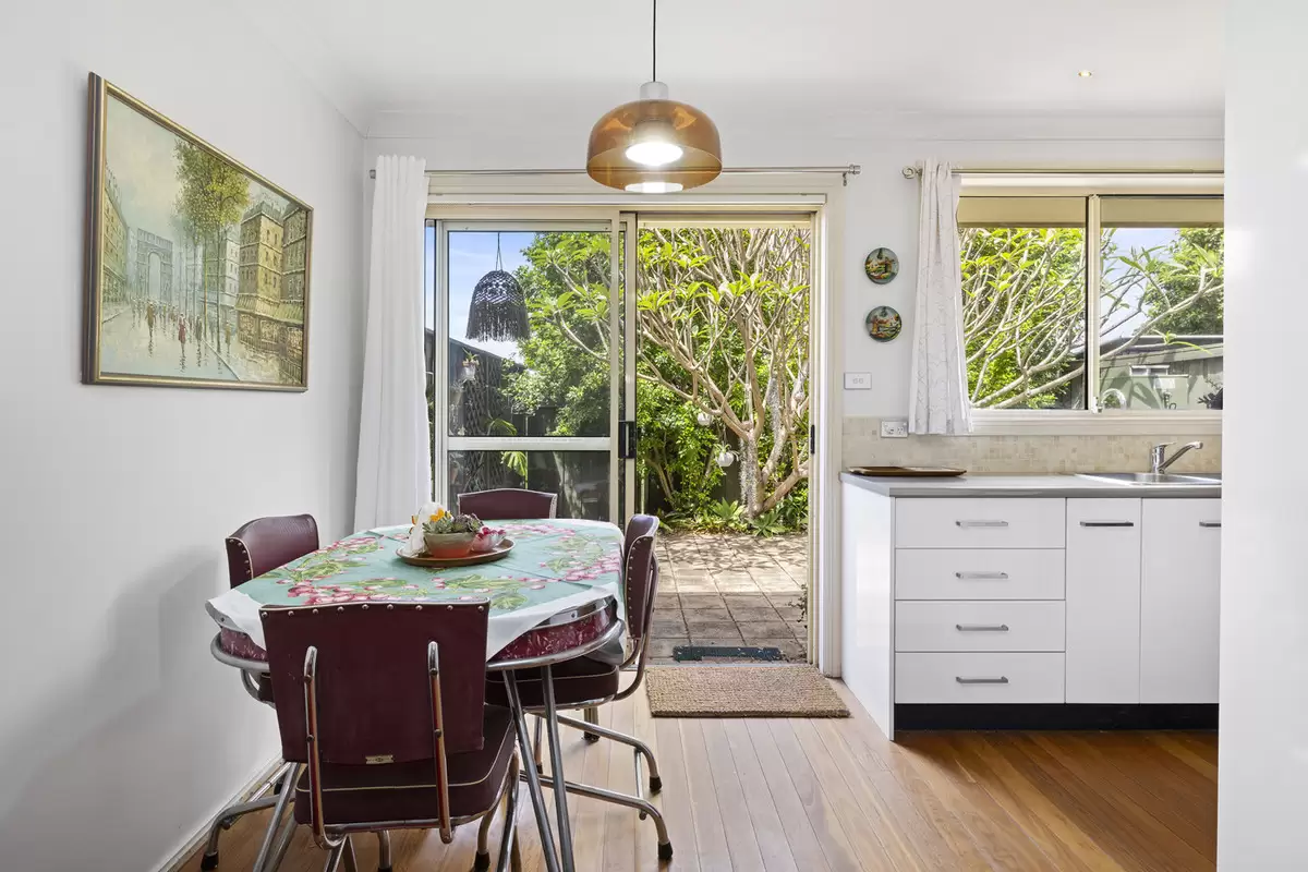 6/66-70 Hampton Street, Croydon Park Sold by Rich & Oliva - image 4