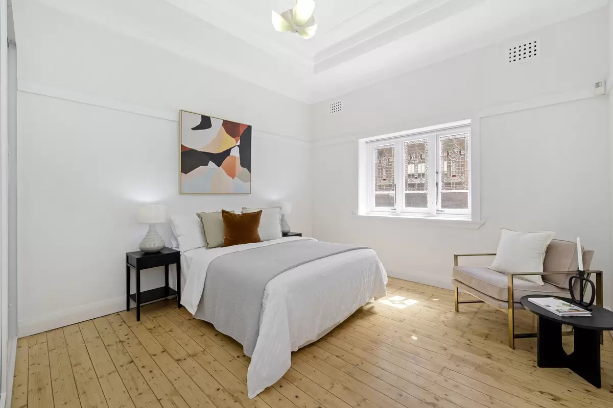 8 Rostherne Avenue, Croydon Sold by Rich & Oliva - image 5