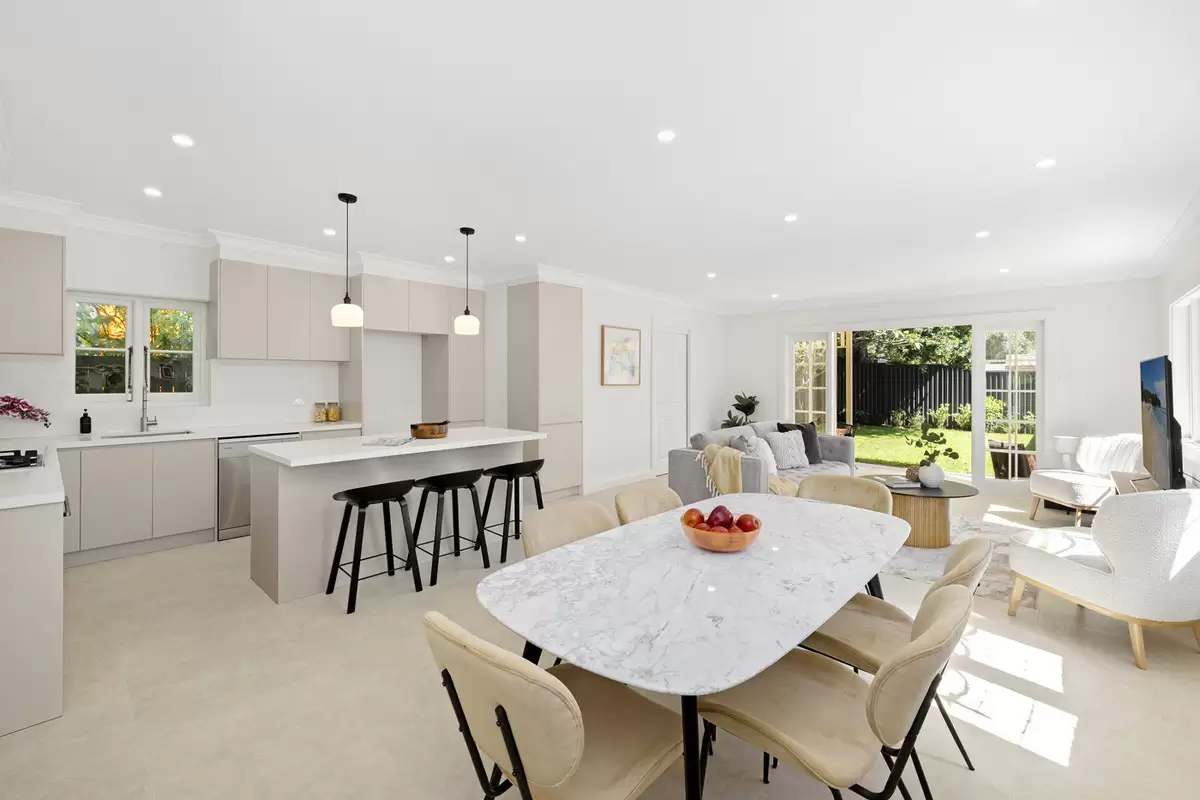 8 Rostherne Avenue, Croydon Sold by Rich & Oliva - image 12