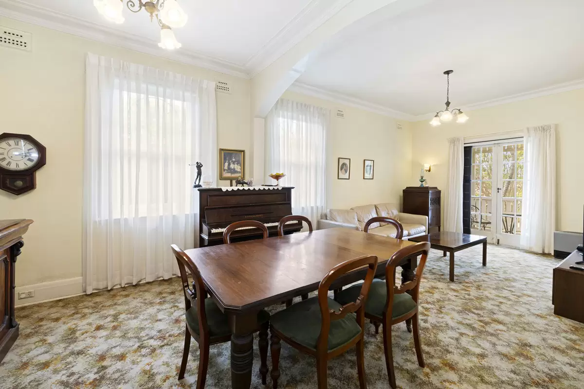 11 Badminton Road, Croydon Sold by Rich & Oliva - image 11