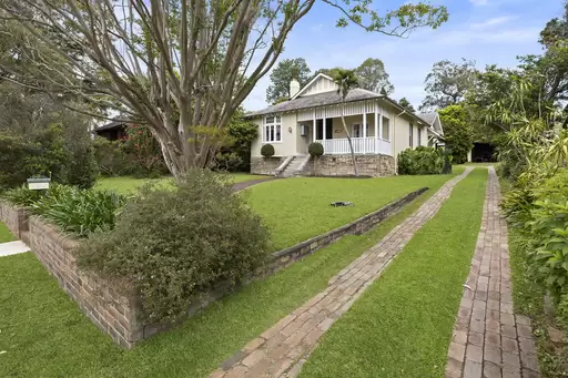 11 Badminton Road, Croydon Sold by Rich & Oliva