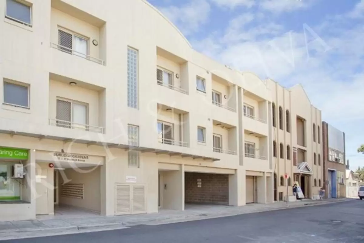 34/11 - 17 Burleigh Street, Burwood Leased by Rich & Oliva - image 1