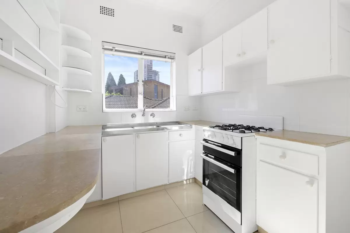 7/69 Albert Crescent, Burwood Leased by Rich & Oliva - image 3