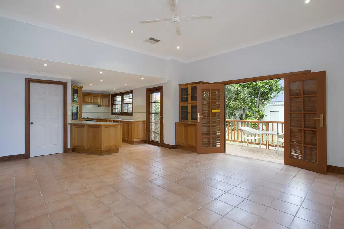 107 Madeline Street, Strathfield South Sold by Rich & Oliva - image 4