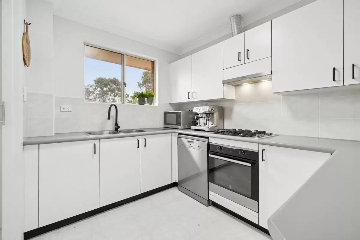 35/4-6 Dellwood Street, Bankstown Leased by Rich & Oliva - image 3