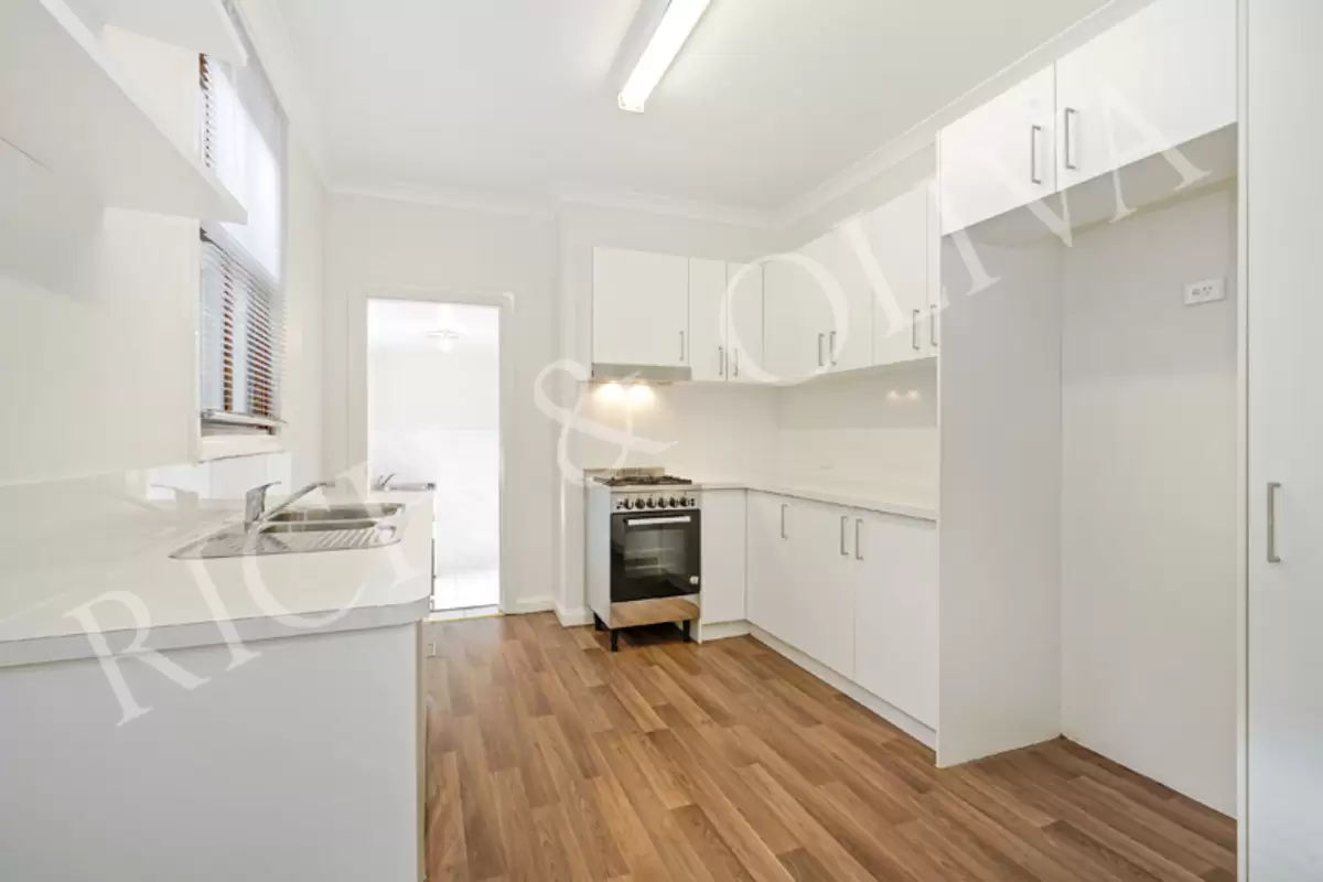 135 Glebe Street, Glebe Leased by Rich & Oliva - image 7