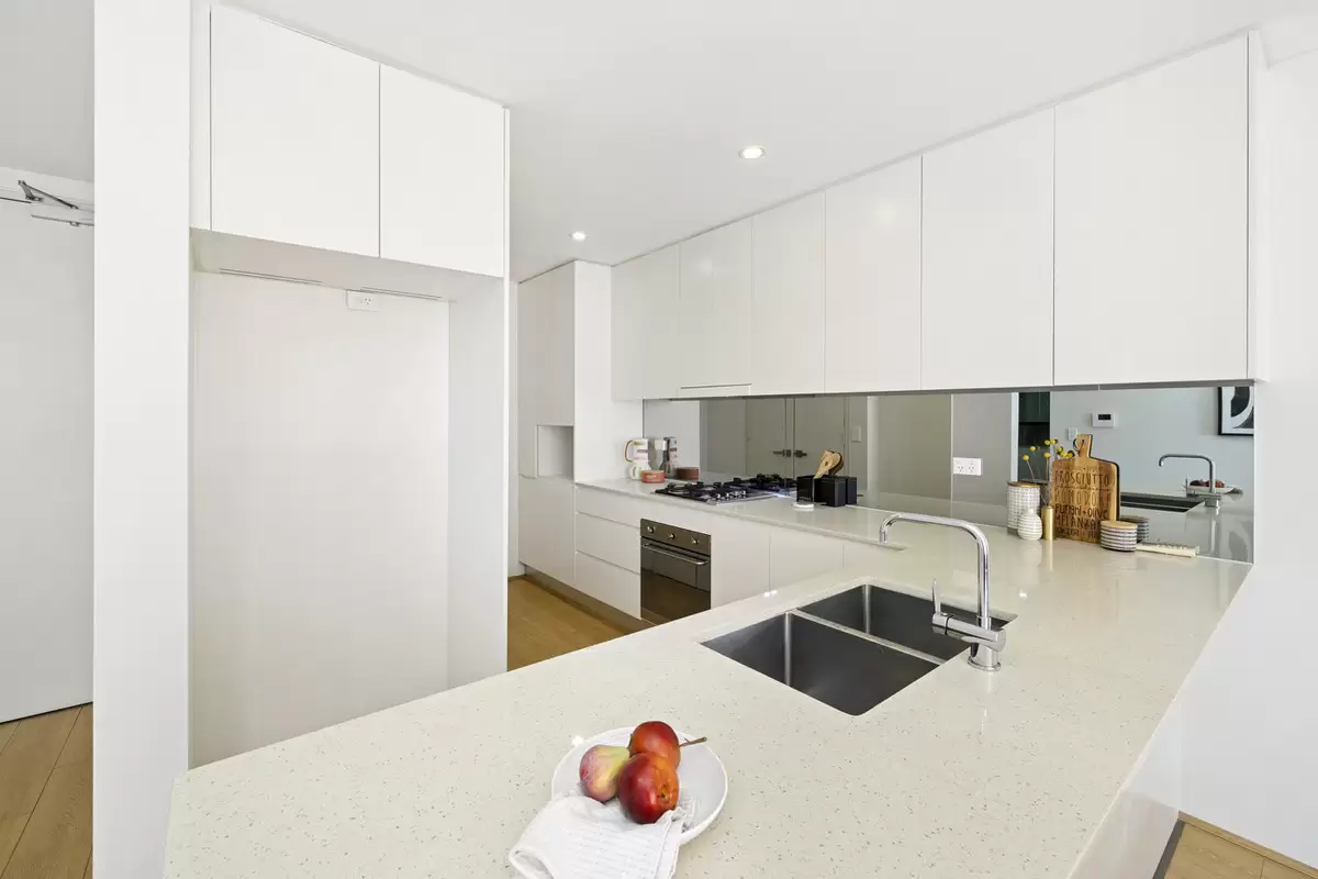 59/28 Gower Street, Summer Hill Sold by Rich & Oliva - image 4