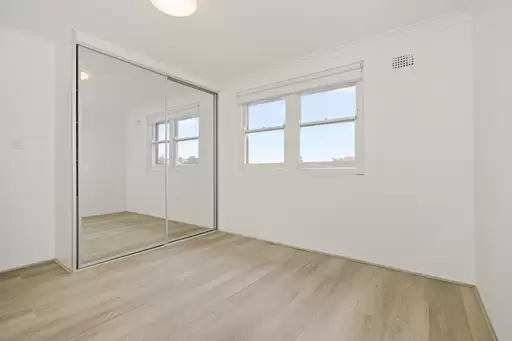 14/279 Trafalgar Street, Petersham Leased by Rich & Oliva