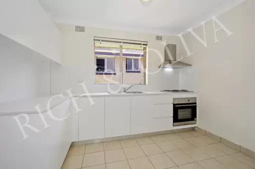 2/17 Tintern Road, Ashfield Leased by Rich & Oliva