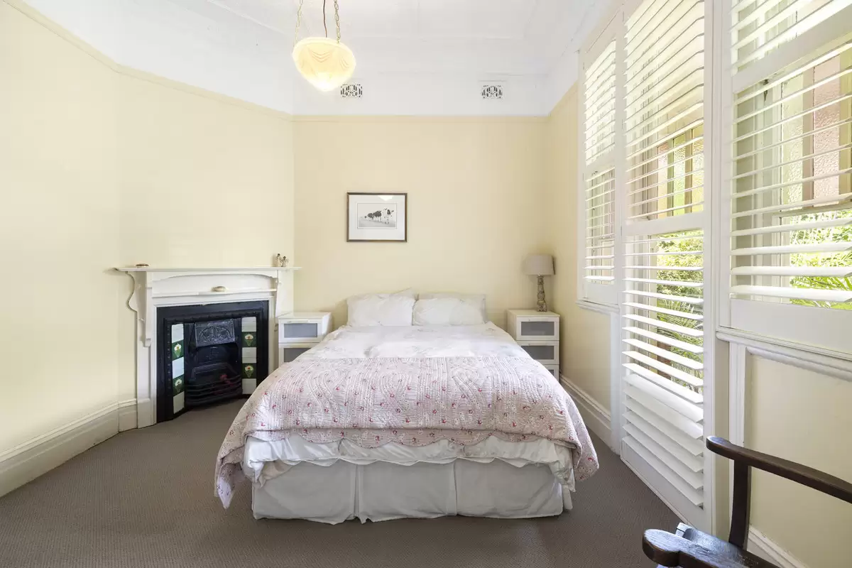 37 Wetherill Street, Croydon Sold by Rich & Oliva - image 16