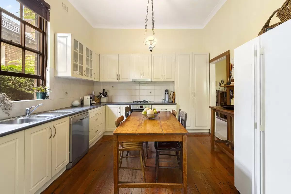 37 Wetherill Street, Croydon Sold by Rich & Oliva - image 11