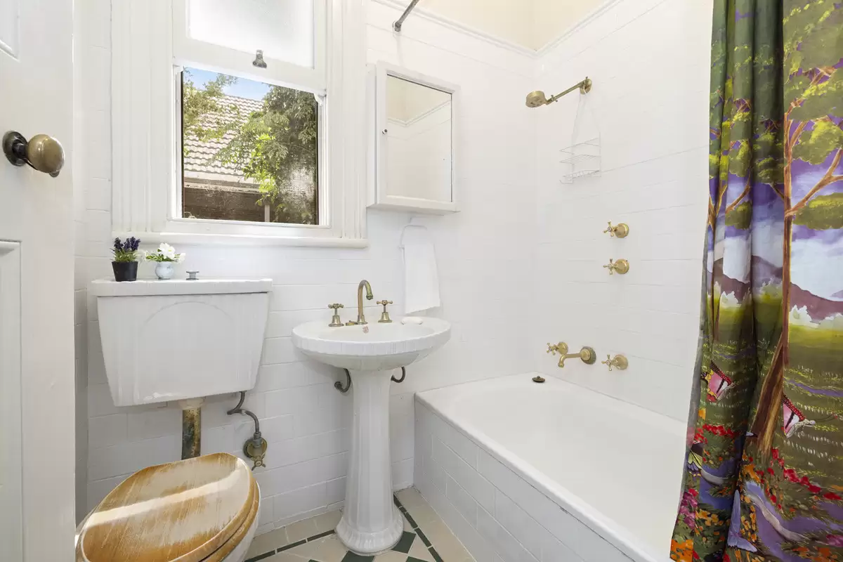 37 Wetherill Street, Croydon Sold by Rich & Oliva - image 20