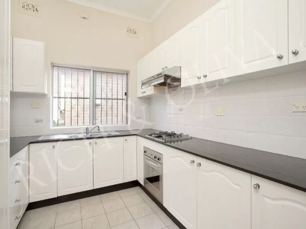 29 First Street, Ashbury Leased by Rich & Oliva - image 2