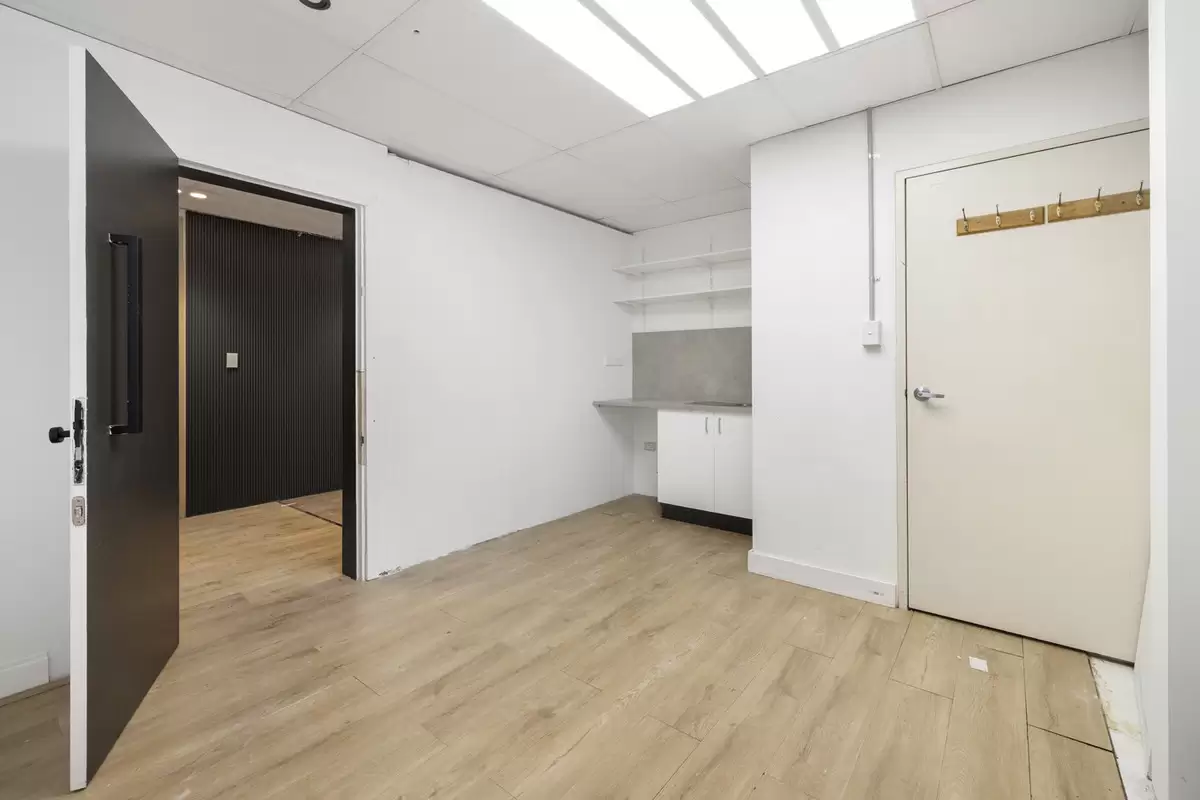 2/174 Liverpool Road, Enfield Sold by Rich & Oliva - image 4