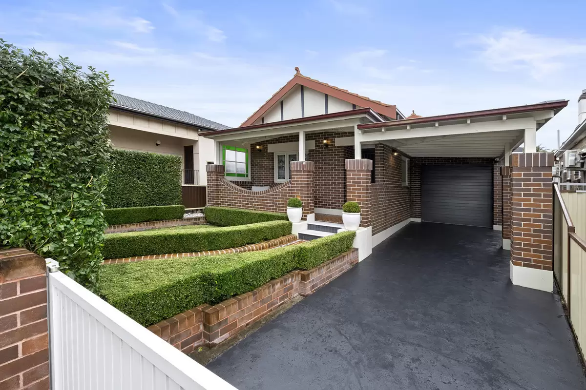 29 Howard Street, Canterbury Leased by Rich & Oliva - image 2