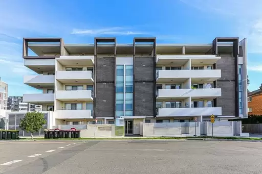 G07/8 Broughton Street, Canterbury Leased by Rich & Oliva