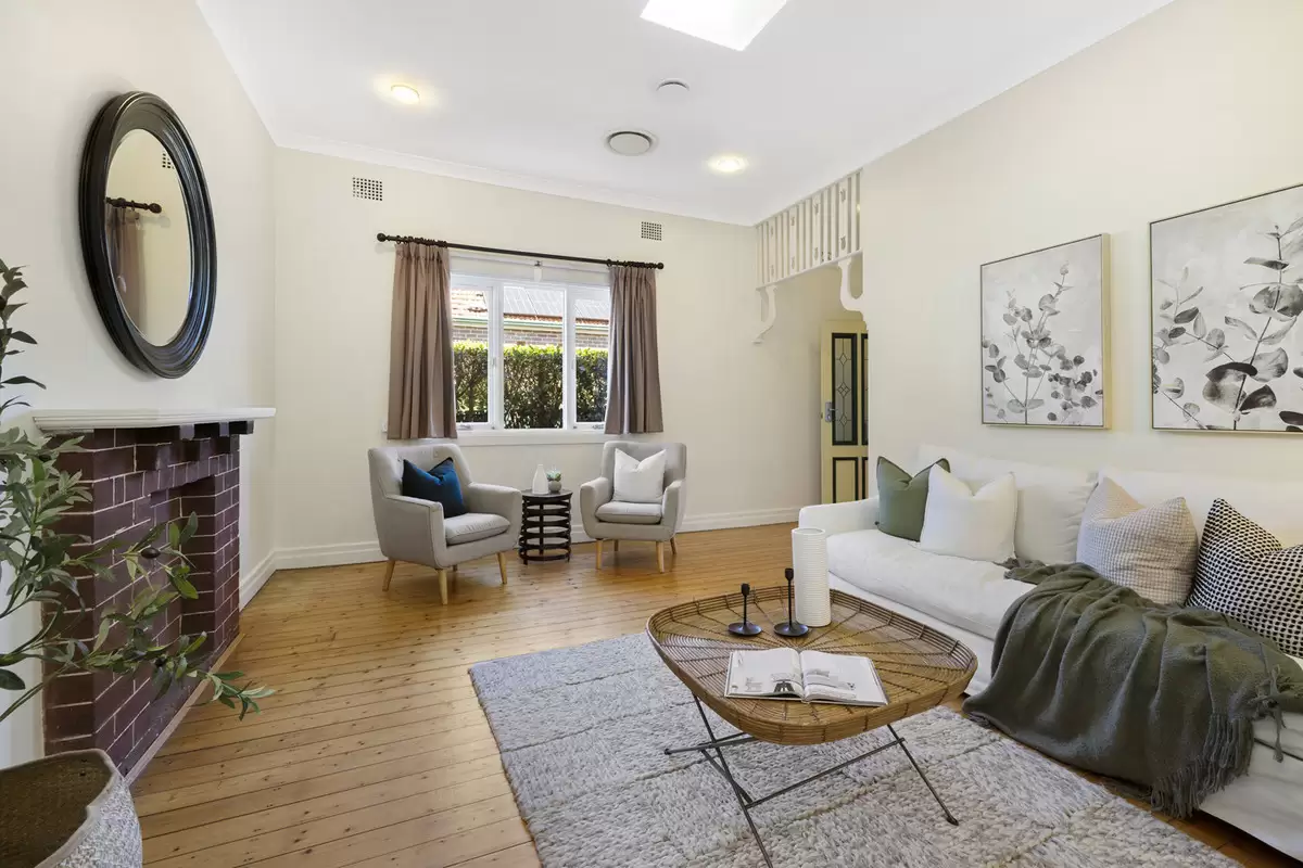 126 Lucas Road, Burwood Leased by Rich & Oliva - image 3