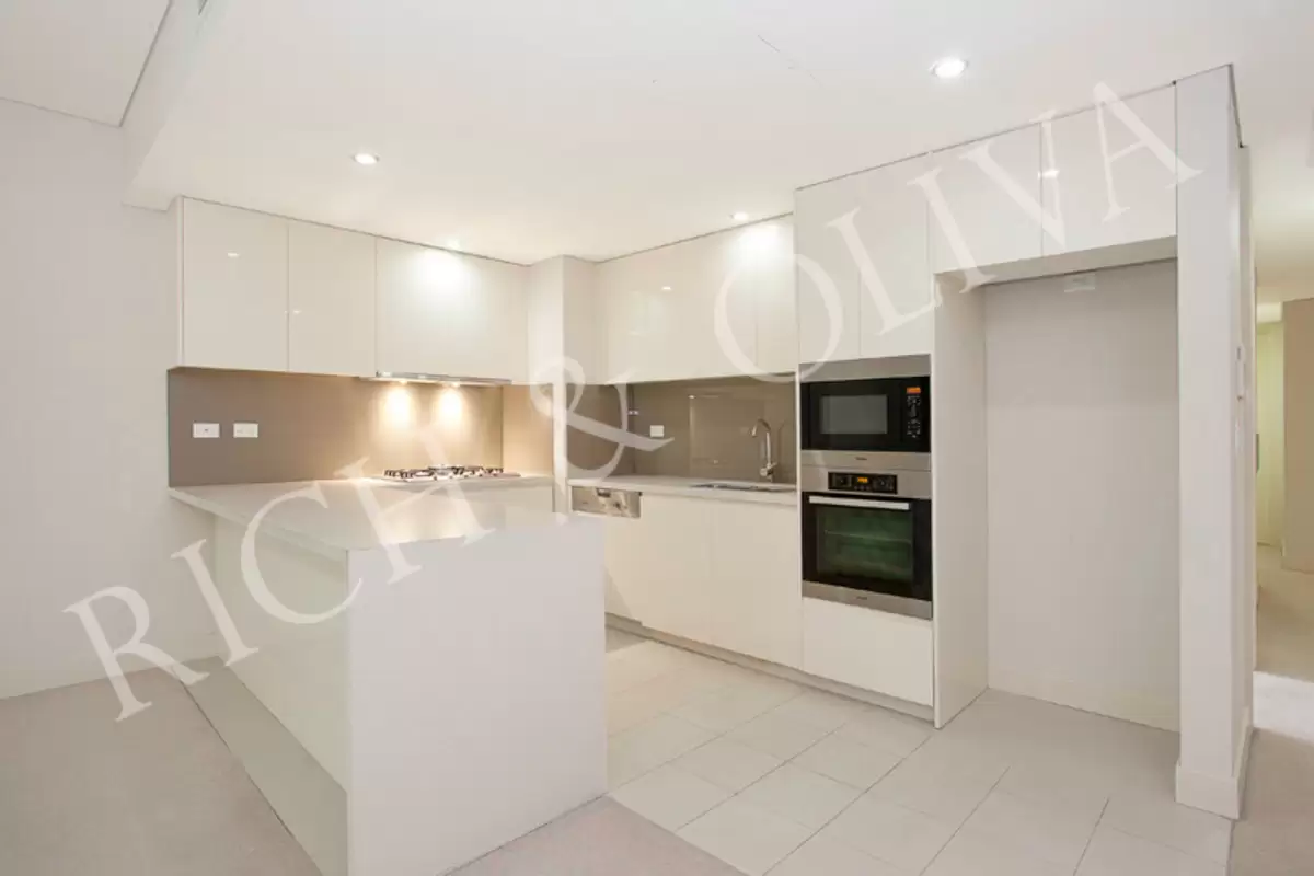 221/2 - 8 Bruce Avenue, Killara Leased by Rich & Oliva - image 2
