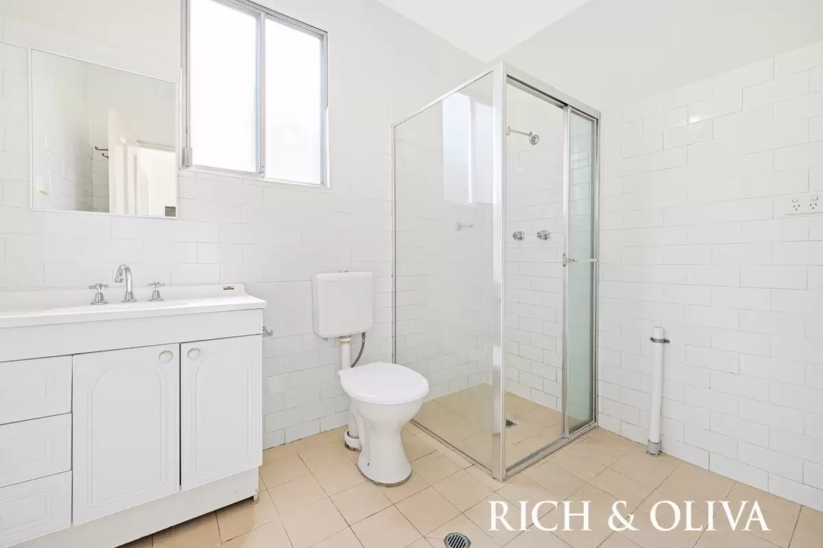8 Tahlee St (rear), Burwood Leased by Rich & Oliva - image 6