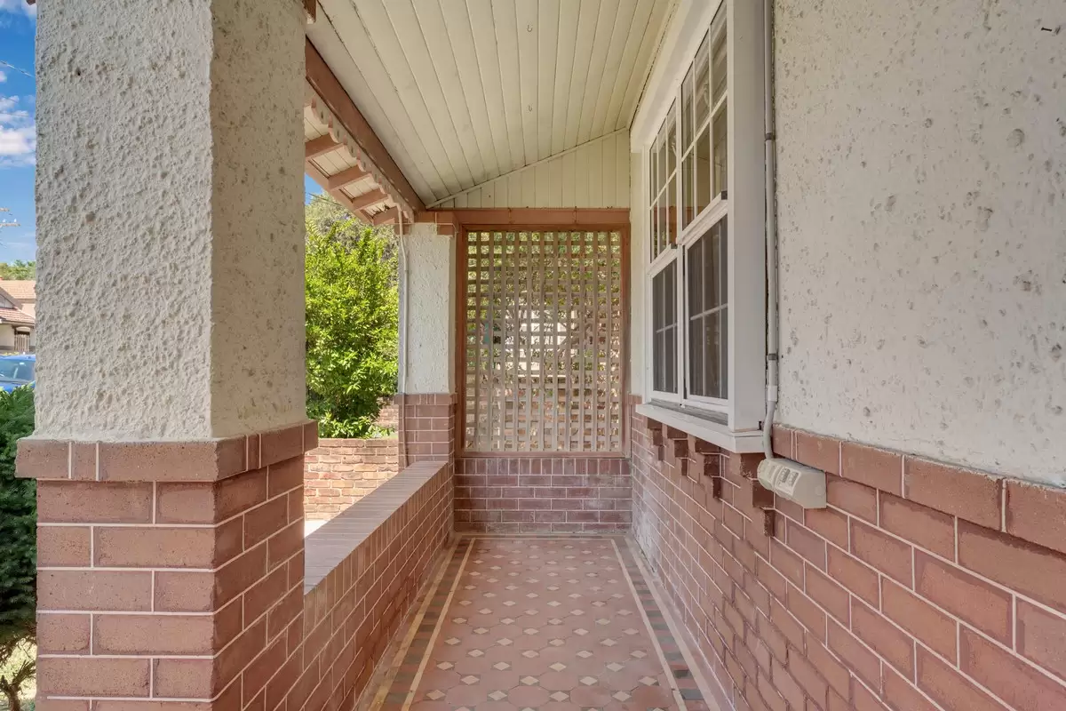 30 Second Street, Ashbury Sold by Rich & Oliva - image 3