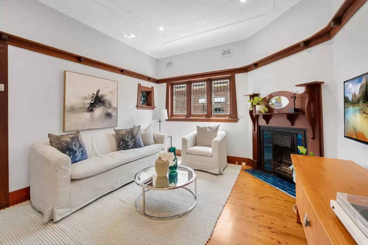 10 Trevenar Street, Ashbury Sold by Rich & Oliva - image 7