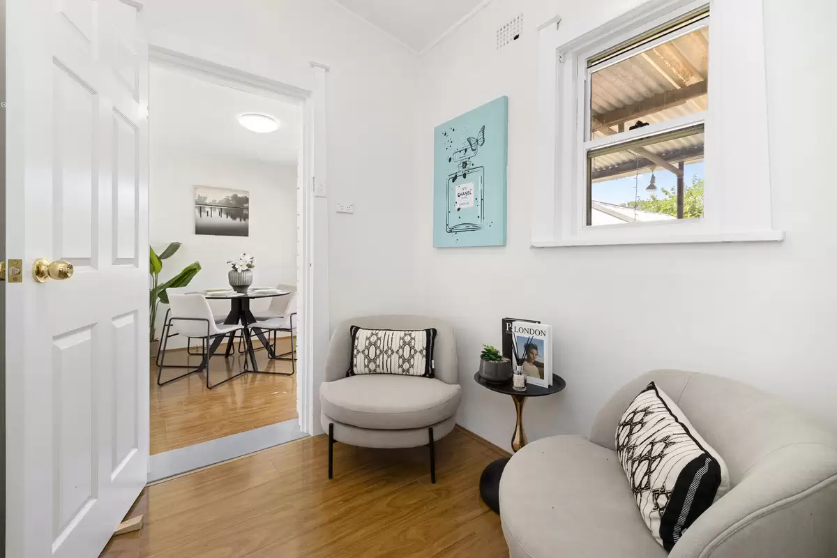 8 Burnham Street, Belfield Sold by Rich & Oliva - image 12