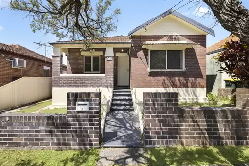 8 Burnham Street, Belfield Sold by Rich & Oliva