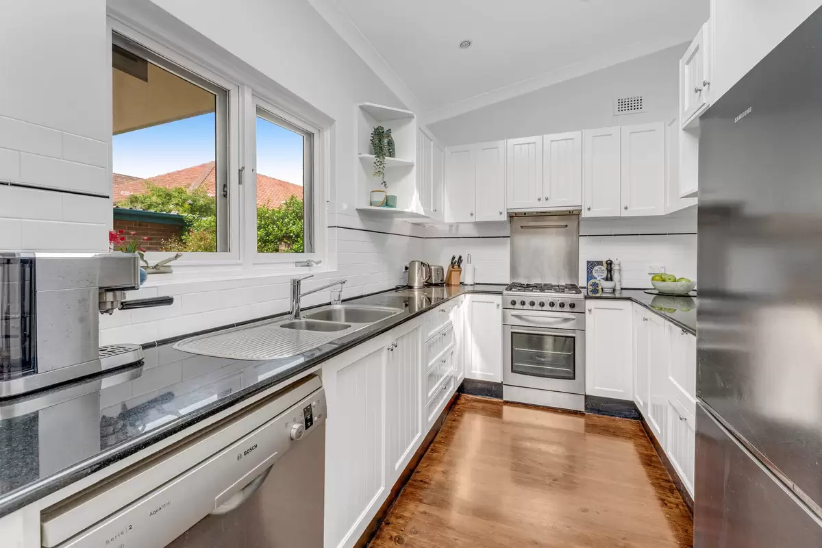 38 Kenilworth Street, Croydon Sold by Rich & Oliva - image 18