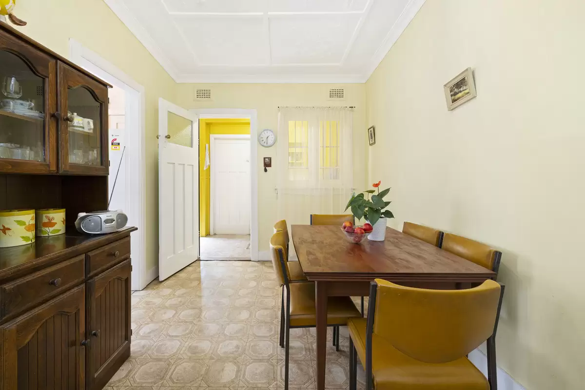 182 Burwood Road, Croydon Park Sold by Rich & Oliva - image 5