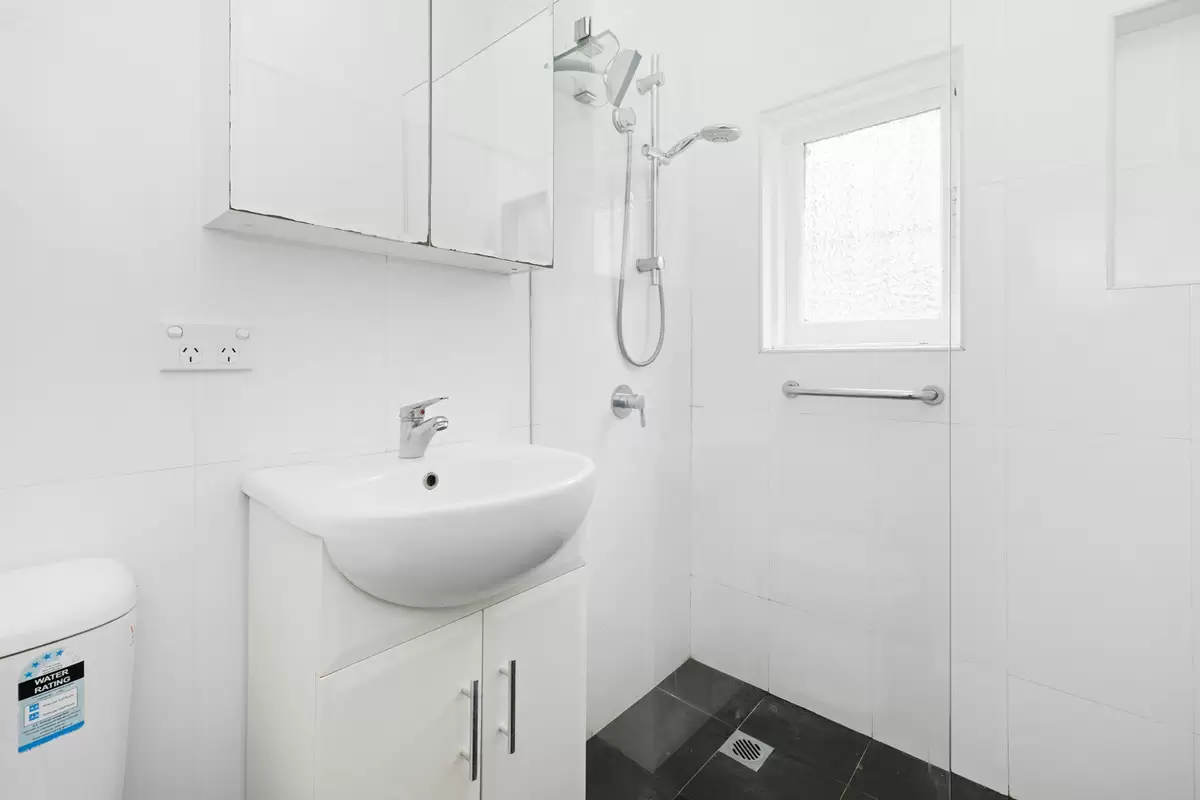 182 Burwood Road, Croydon Park Sold by Rich & Oliva - image 7