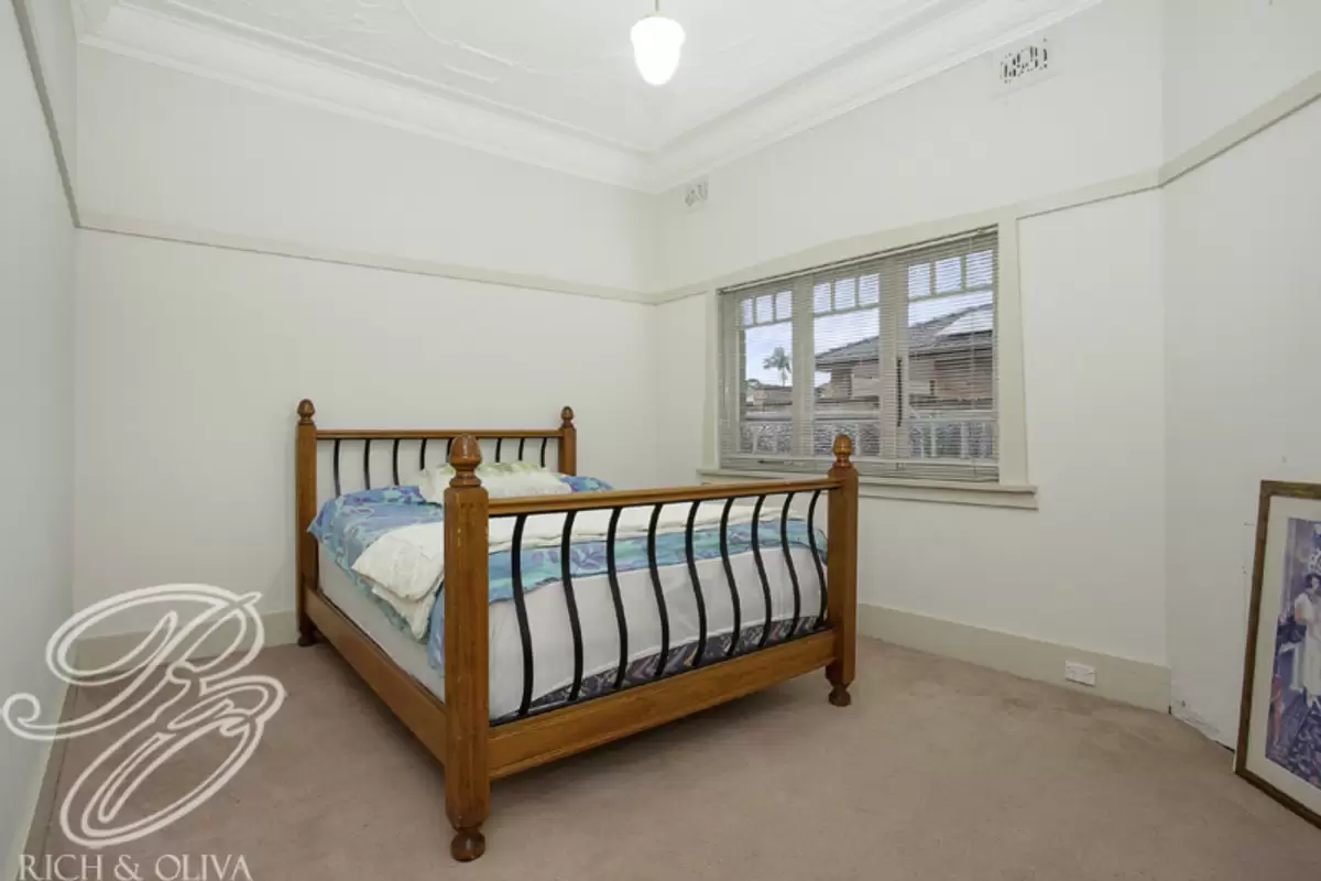 11 Cheviot Street, Ashbury Sold by Rich & Oliva - image 6