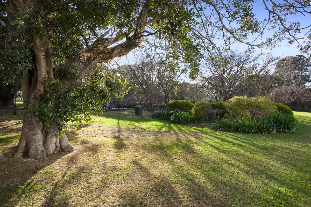 19/10-12 Park Avenue, Burwood Sold by Rich & Oliva - image 13