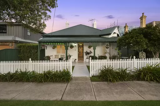 4 Wright Street, Croydon Sold by Rich & Oliva