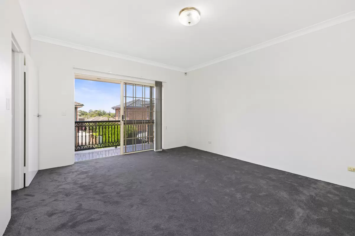 2/198 Burwood Rd,, Belmore Leased by Rich & Oliva - image 4