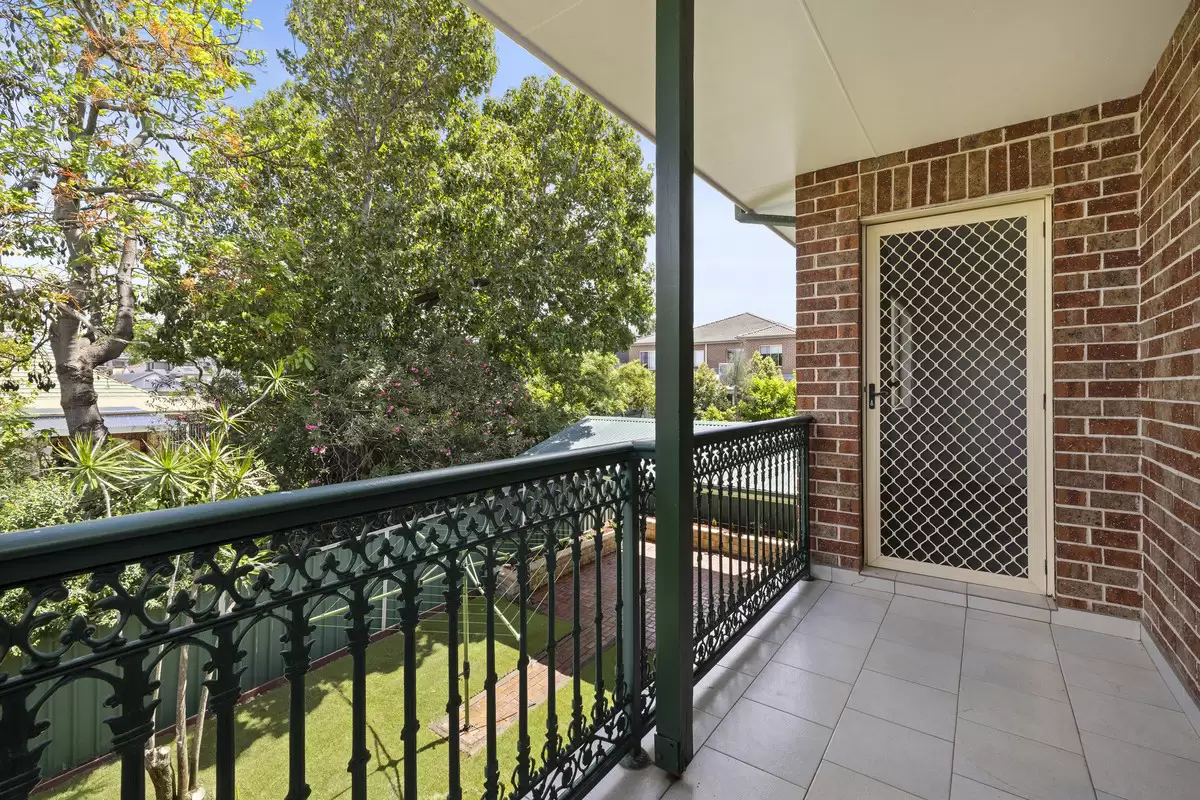 2/198 Burwood Rd,, Belmore Leased by Rich & Oliva - image 8